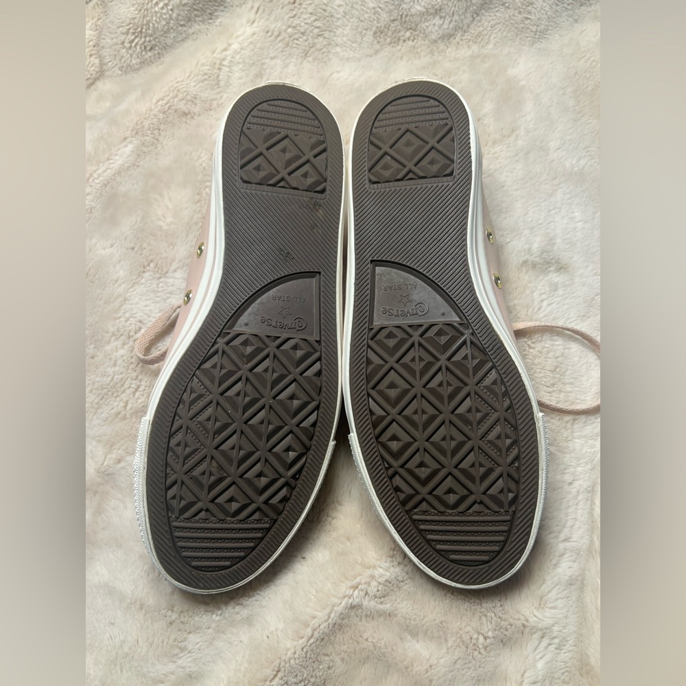 Pink Converse Women’s Size 8 - Picture 3 of 6